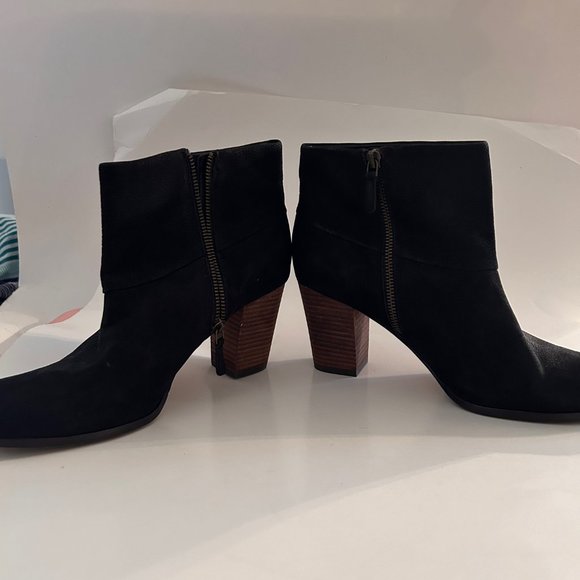 Cole Haan Black Cassidy Suede Leather Boots Size 11 Stacked Wooden Heel Nike Air - Picture 3 of 13